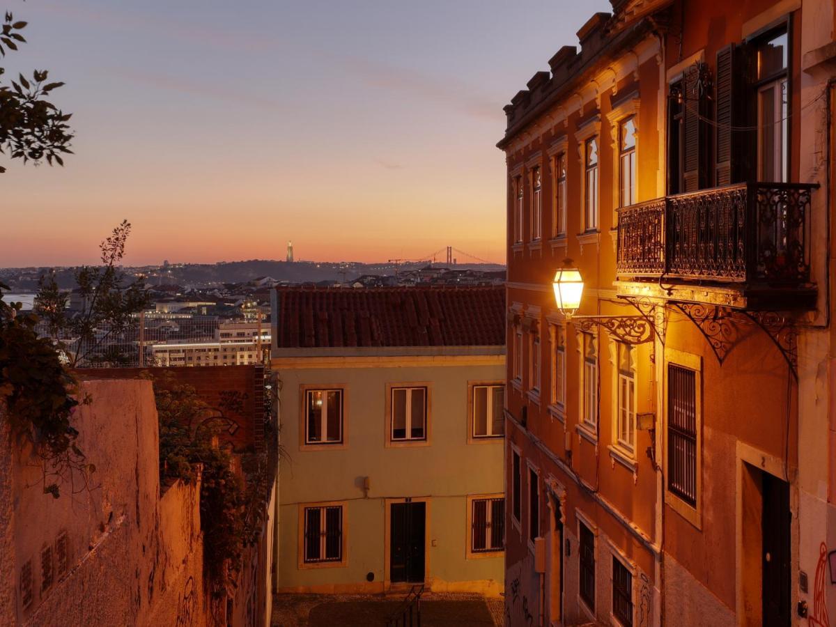 Lisbon Typical House Apartment Exterior photo